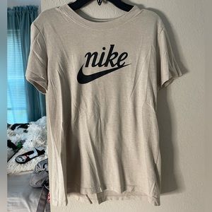 Nike t-shirts